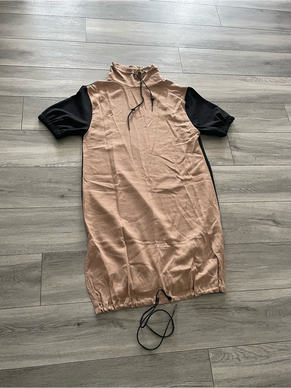 Women's Short Sleeve Drawstring Neck Dress